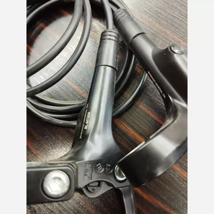 ترمز هیدرولیک دوچرخه شیمانو اورجینال مدل MT-200